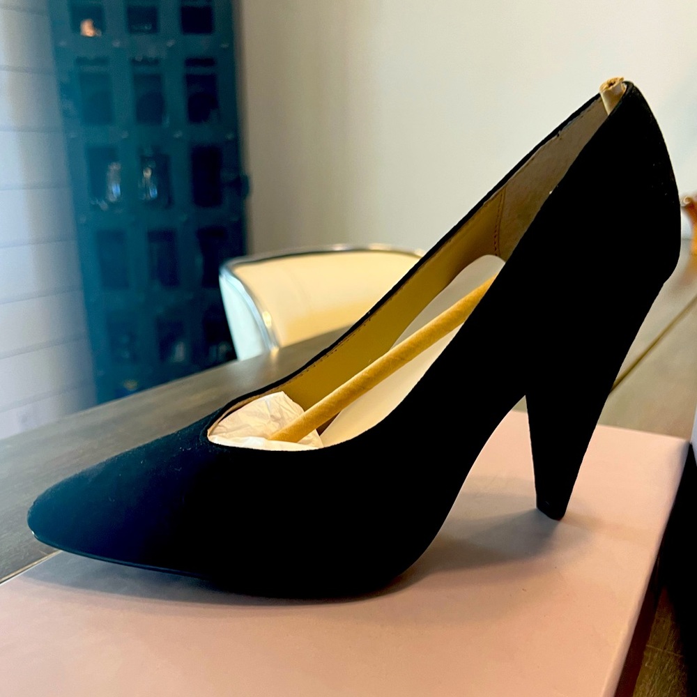 Botkier Black Suede Pump NWT